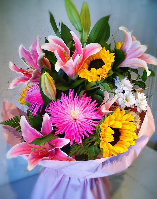 Frases de felicitación para un ramo de flores - Llámanos para mandar flores
