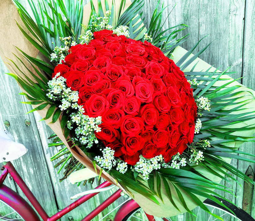 Floristería profesional especializada en flores a domicilio